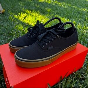 Vans Authentic shoes - black/gum
(M 9 / W 10.5)